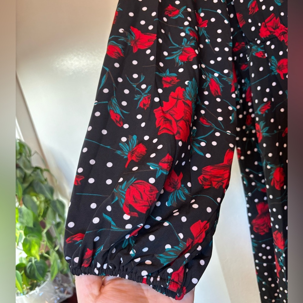 NWT Anna-Kaci Black & Red Bell Sleeves Rose Floral Print Faux Wrap Maxi Dress 4X - Picture 3 of 6